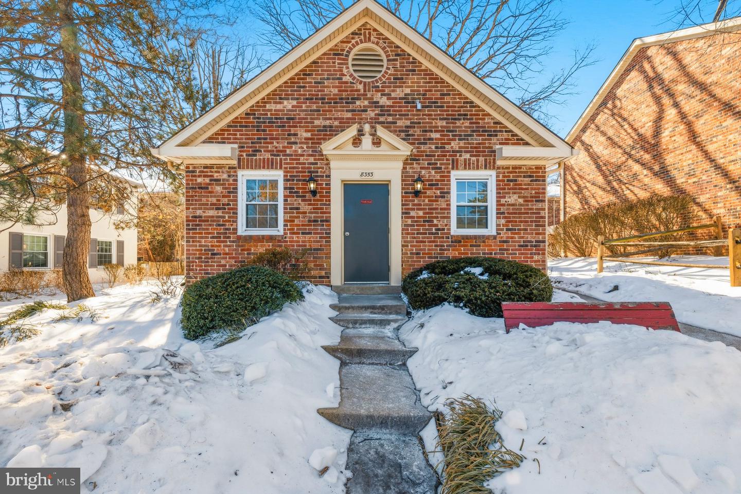 8353-D DUNHAM CT #642, SPRINGFIELD, Virginia 22152, 2 Bedrooms Bedrooms, ,1 BathroomBathrooms,Residential,For sale,8353-D DUNHAM CT #642,VAFX2286300 MLS # VAFX2286300