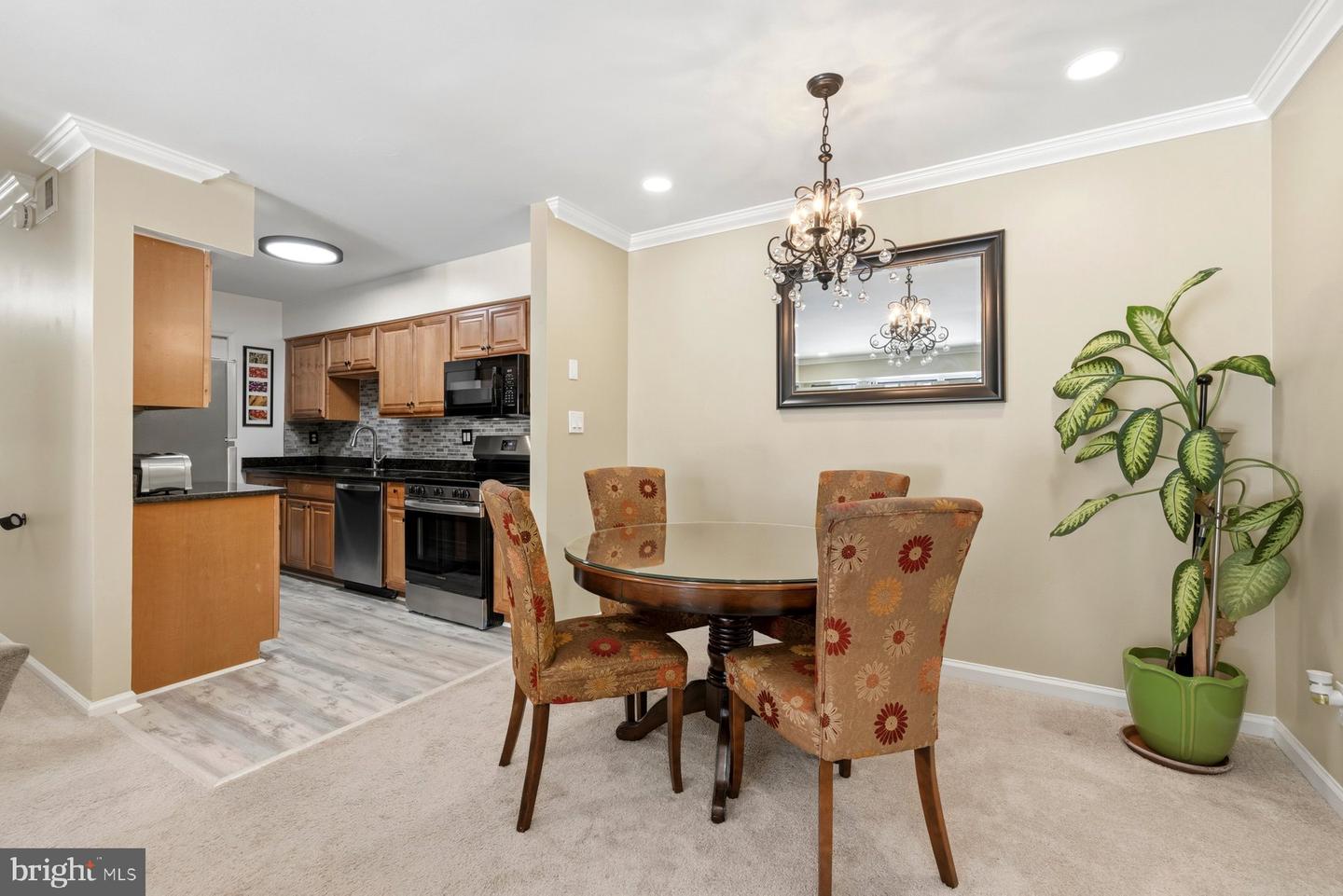 8353-D DUNHAM CT #642, SPRINGFIELD, Virginia 22152, 2 Bedrooms Bedrooms, ,1 BathroomBathrooms,Residential,For sale,8353-D DUNHAM CT #642,VAFX2286300 MLS # VAFX2286300