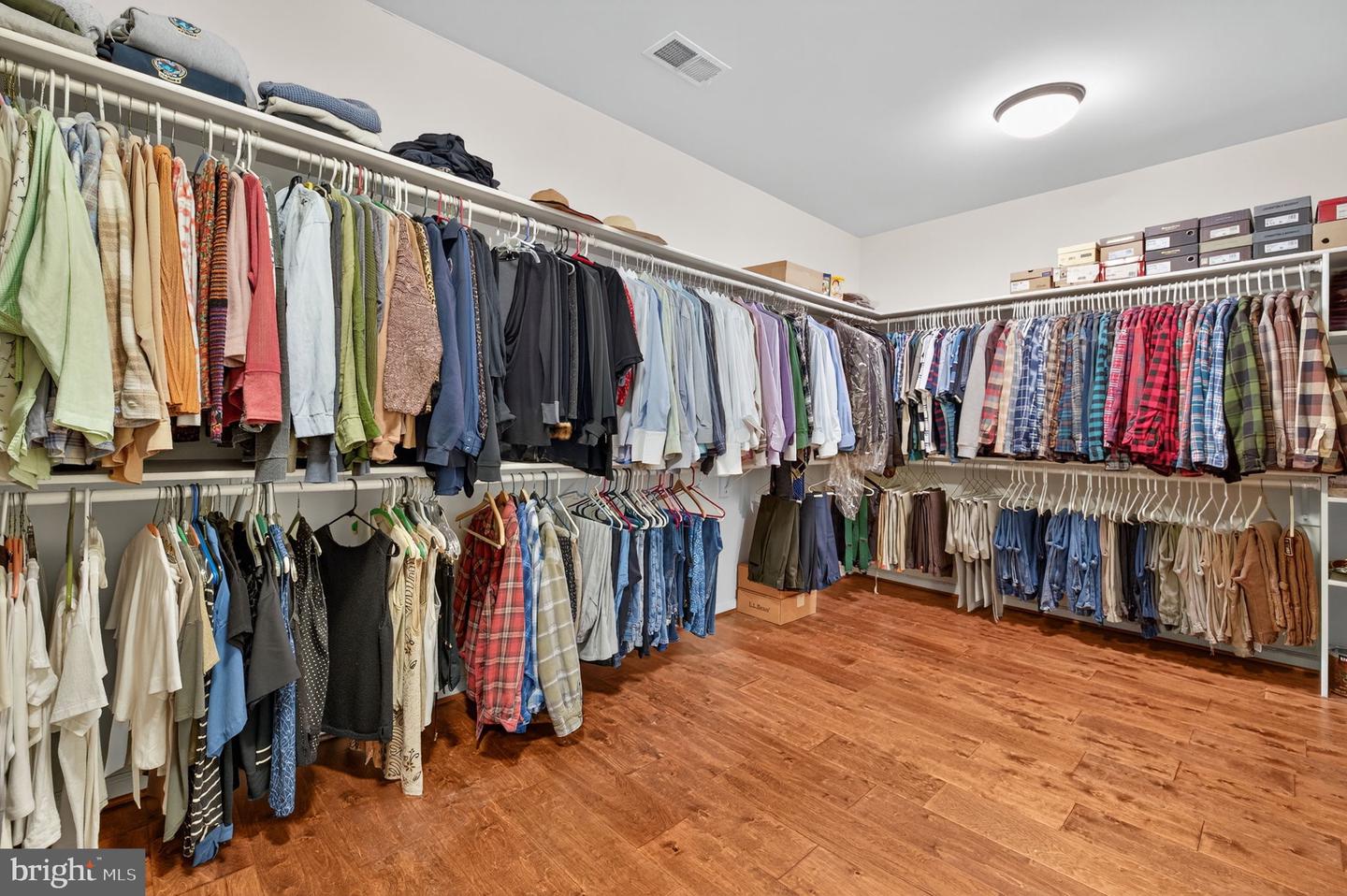 22011 BEAVERDAM DR, ASHBURN, Virginia 20148, 5 Bedrooms Bedrooms, 24 Rooms Rooms,5 BathroomsBathrooms,Residential,For sale,22011 BEAVERDAM DR,VALO2114196 MLS # VALO2114196