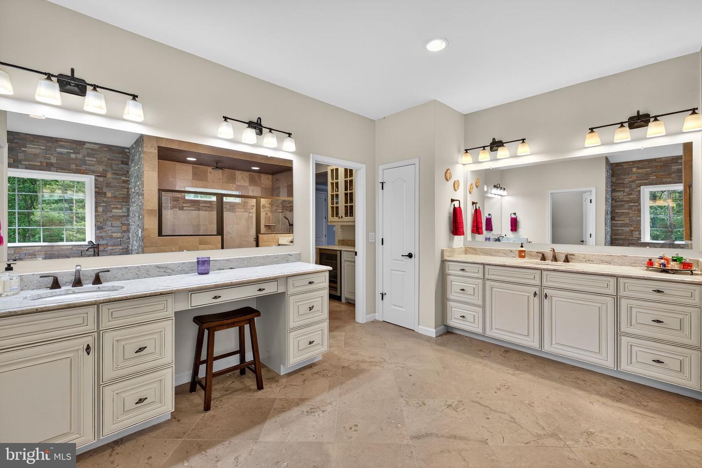 22011 BEAVERDAM DR, ASHBURN, Virginia 20148, 5 Bedrooms Bedrooms, 24 Rooms Rooms,5 BathroomsBathrooms,Residential,For sale,22011 BEAVERDAM DR,VALO2114196 MLS # VALO2114196