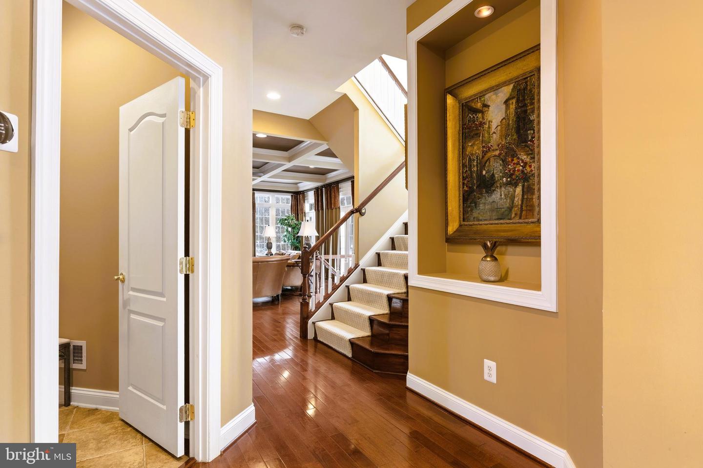 19606 BELLINGHAM LN, LEESBURG, Virginia 20175, 4 Bedrooms Bedrooms, ,5 BathroomsBathrooms,Residential,For sale,19606 BELLINGHAM LN,VALO2114236 MLS # VALO2114236