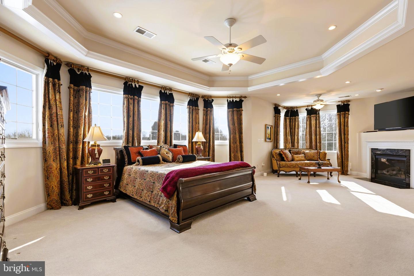 19606 BELLINGHAM LN, LEESBURG, Virginia 20175, 4 Bedrooms Bedrooms, ,5 BathroomsBathrooms,Residential,For sale,19606 BELLINGHAM LN,VALO2114236 MLS # VALO2114236