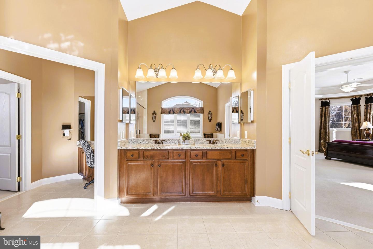 19606 BELLINGHAM LN, LEESBURG, Virginia 20175, 4 Bedrooms Bedrooms, ,5 BathroomsBathrooms,Residential,For sale,19606 BELLINGHAM LN,VALO2114236 MLS # VALO2114236