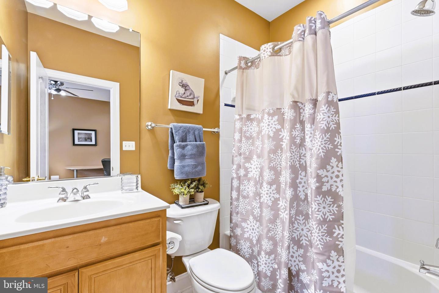 19606 BELLINGHAM LN, LEESBURG, Virginia 20175, 4 Bedrooms Bedrooms, ,5 BathroomsBathrooms,Residential,For sale,19606 BELLINGHAM LN,VALO2114236 MLS # VALO2114236