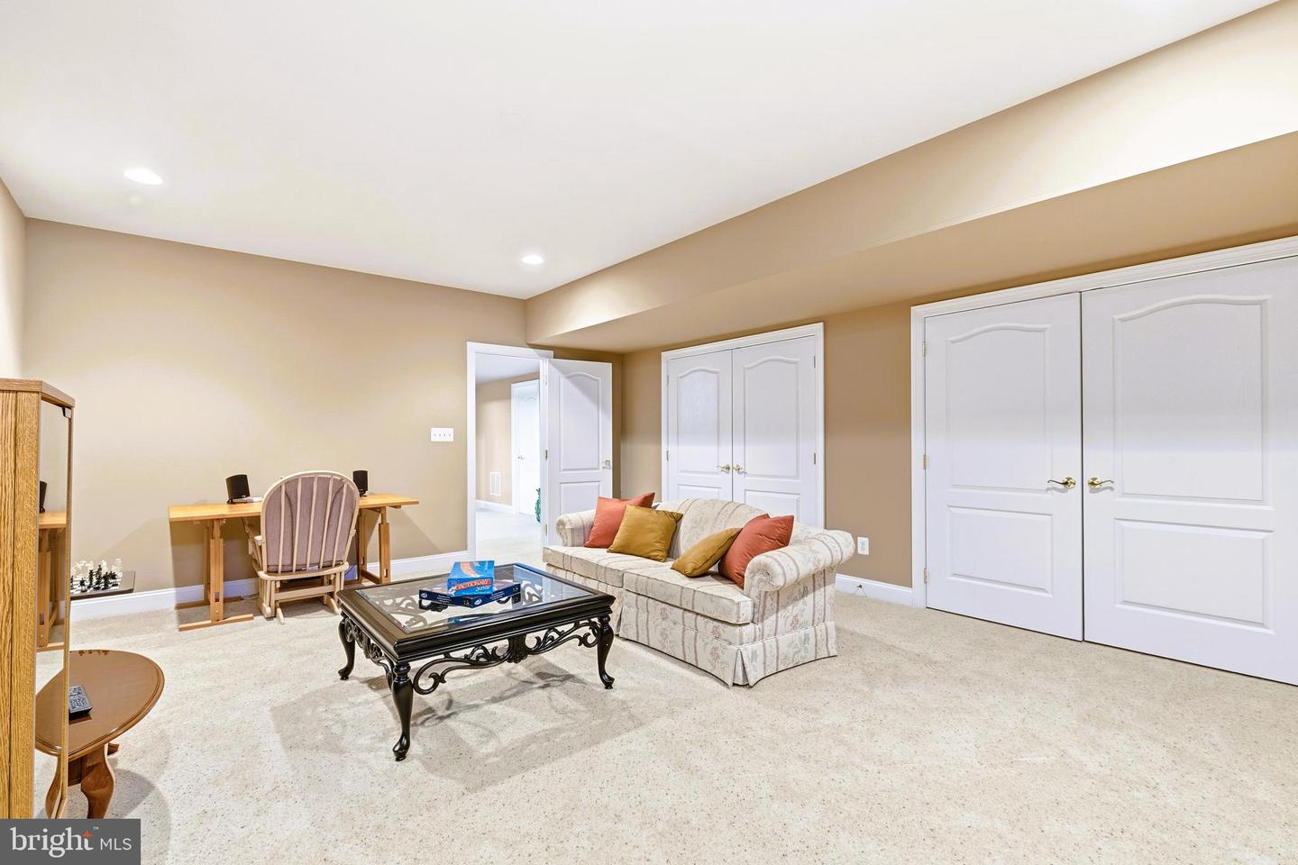 19606 BELLINGHAM LN, LEESBURG, Virginia 20175, 4 Bedrooms Bedrooms, ,5 BathroomsBathrooms,Residential,For sale,19606 BELLINGHAM LN,VALO2114236 MLS # VALO2114236