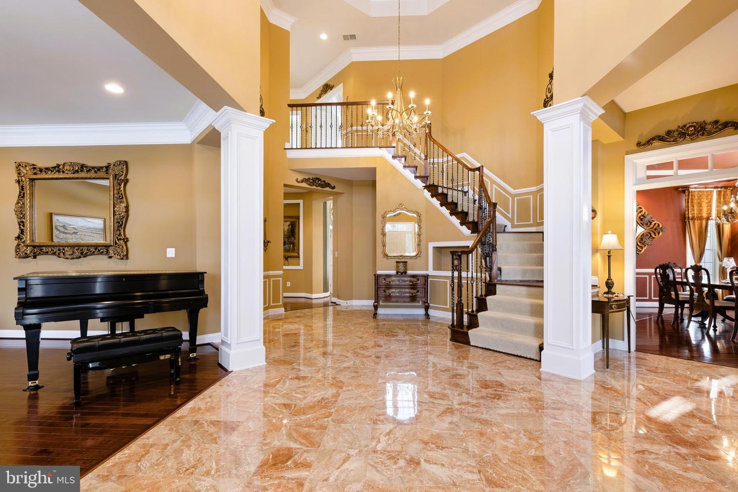 19606 BELLINGHAM LN, LEESBURG, Virginia 20175, 4 Bedrooms Bedrooms, ,5 BathroomsBathrooms,Residential,For sale,19606 BELLINGHAM LN,VALO2114236 MLS # VALO2114236