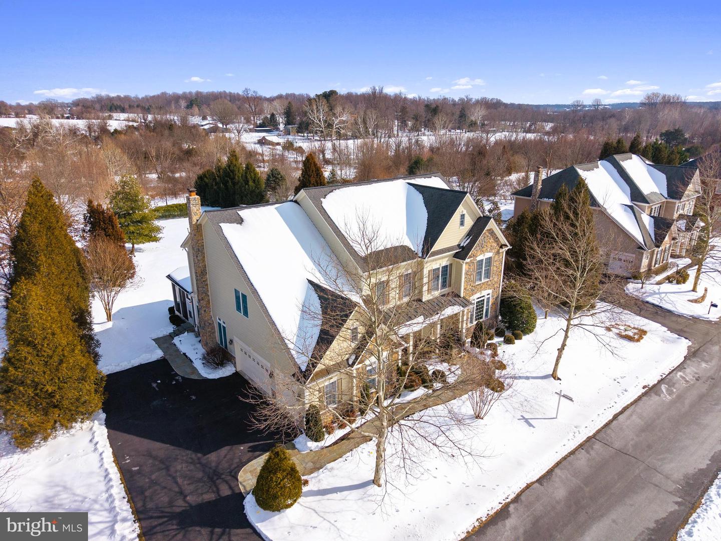 19606 BELLINGHAM LN, LEESBURG, Virginia 20175, 4 Bedrooms Bedrooms, ,5 BathroomsBathrooms,Residential,For sale,19606 BELLINGHAM LN,VALO2114236 MLS # VALO2114236