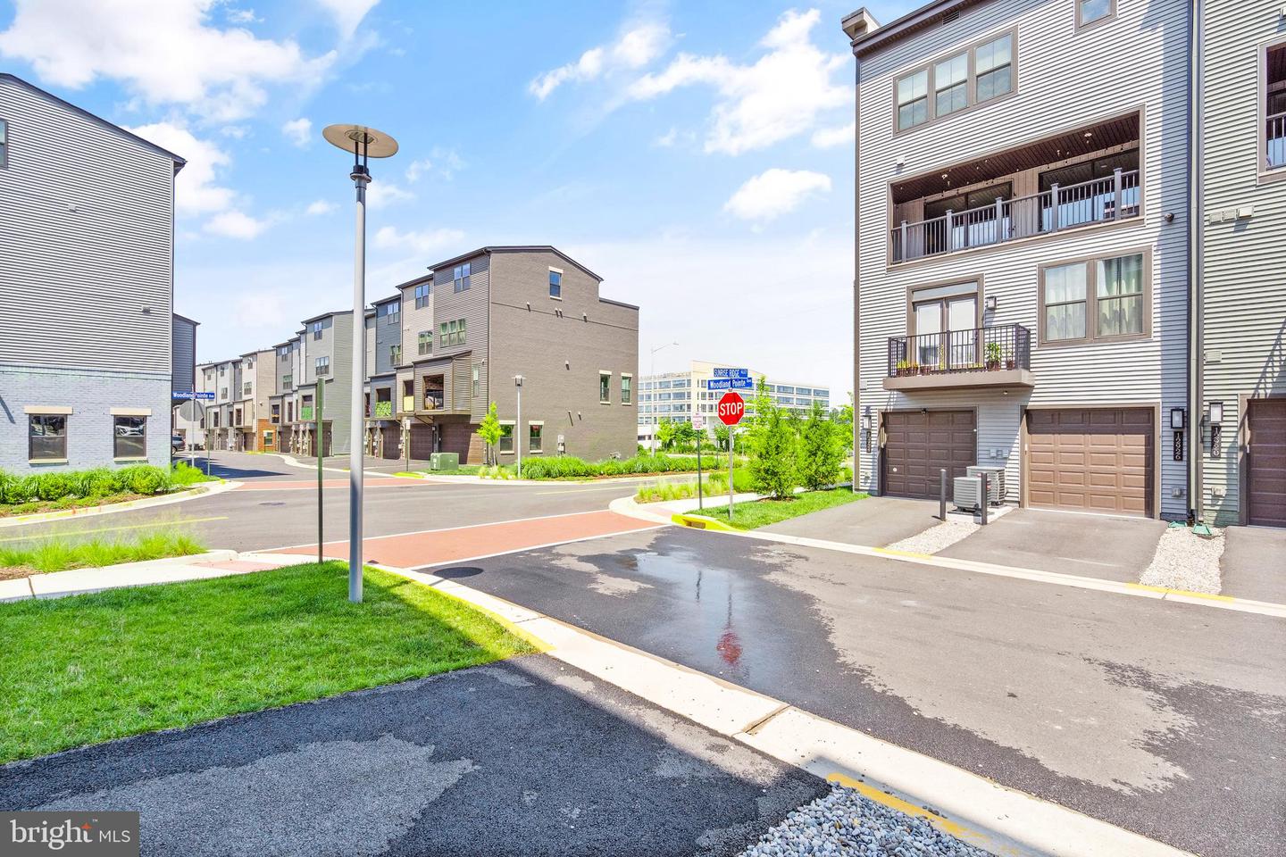 12921 SUNRISE RIDGE ALY #69, HERNDON, Virginia 20171, 3 Bedrooms Bedrooms, ,2 BathroomsBathrooms,Residential,For sale,12921 SUNRISE RIDGE ALY #69,VAFX2286630 MLS # VAFX2286630