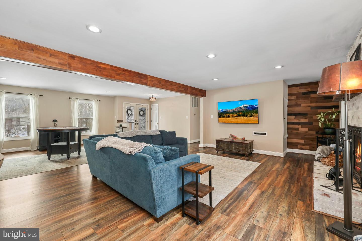 7326 STUART CIR, WARRENTON, Virginia 20187, 4 Bedrooms Bedrooms, ,3 BathroomsBathrooms,Residential,For sale,7326 STUART CIR,VAFQ2020182 MLS # VAFQ2020182