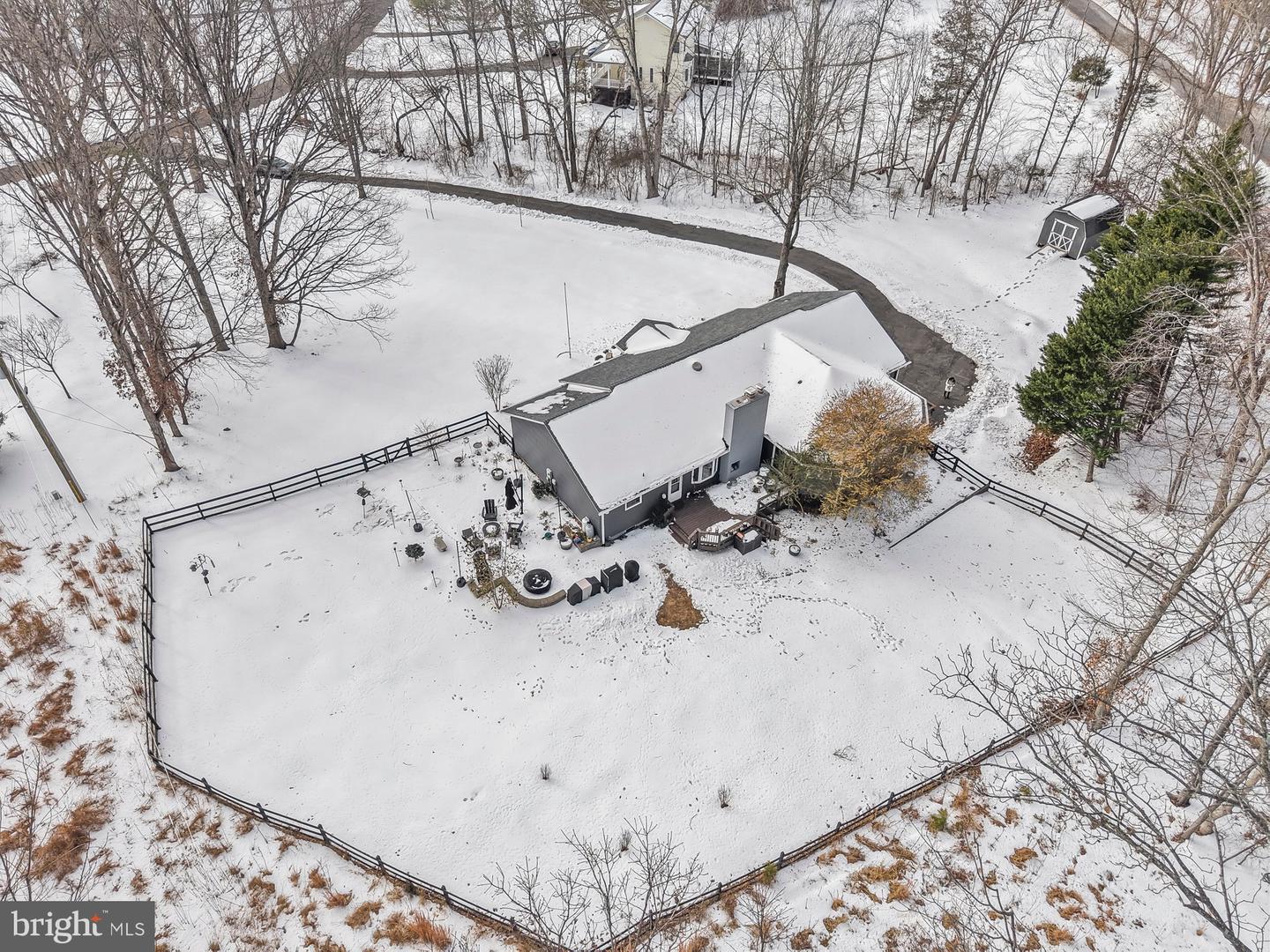 7326 STUART CIR, WARRENTON, Virginia 20187, 4 Bedrooms Bedrooms, ,3 BathroomsBathrooms,Residential,For sale,7326 STUART CIR,VAFQ2020182 MLS # VAFQ2020182