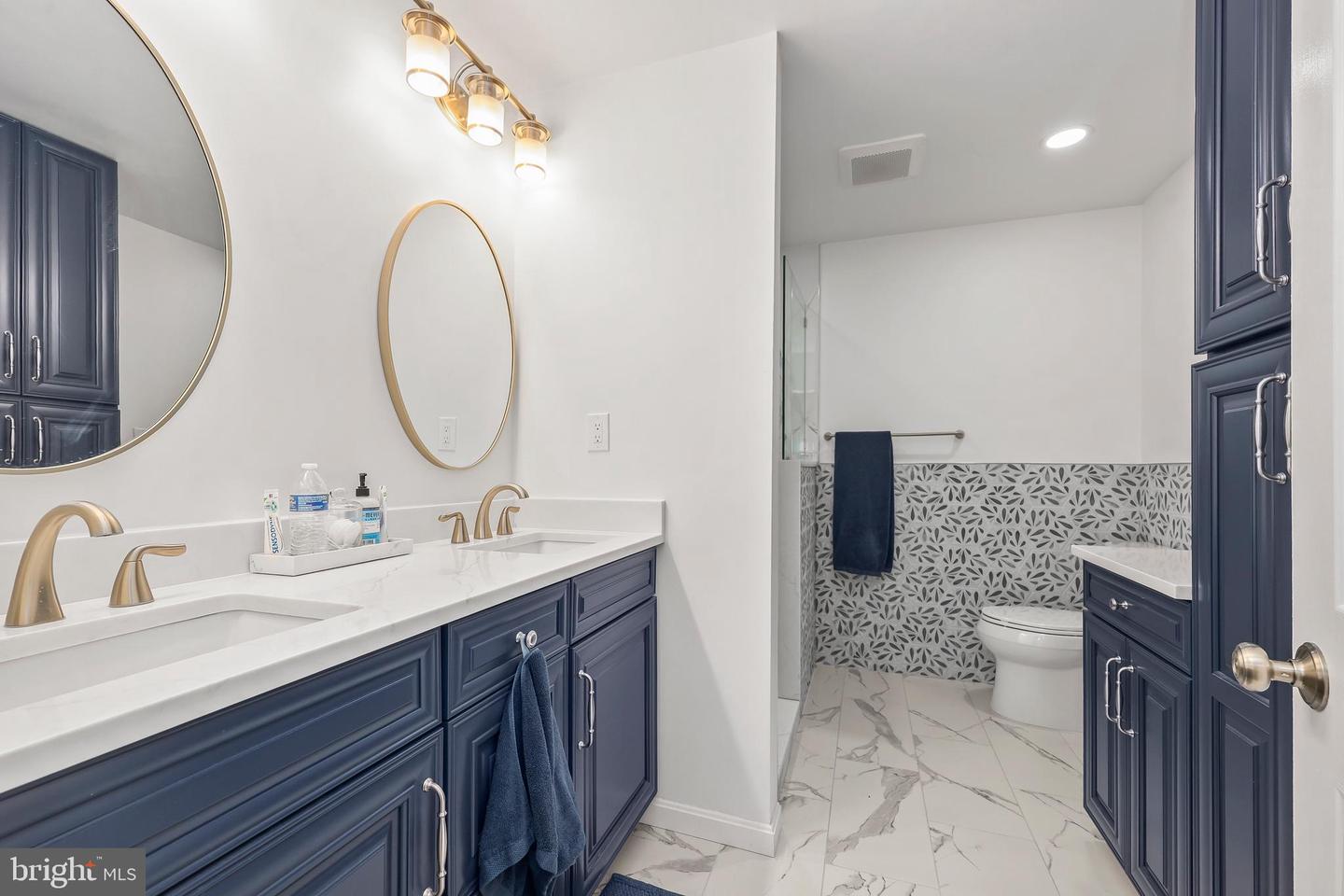 7326 STUART CIR, WARRENTON, Virginia 20187, 4 Bedrooms Bedrooms, ,3 BathroomsBathrooms,Residential,For sale,7326 STUART CIR,VAFQ2020182 MLS # VAFQ2020182