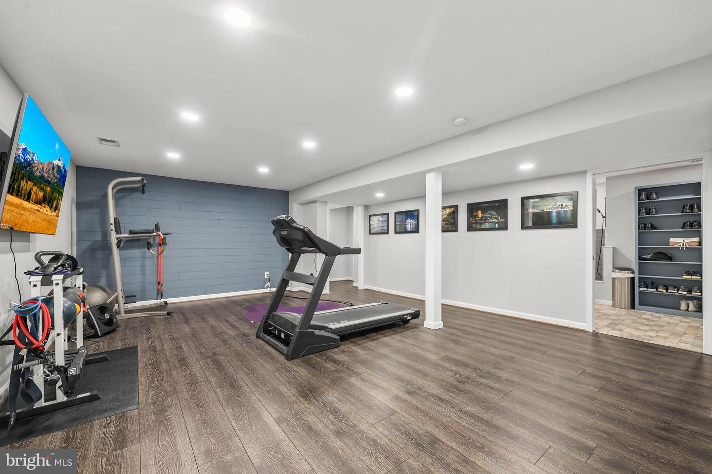 7326 STUART CIR, WARRENTON, Virginia 20187, 4 Bedrooms Bedrooms, ,3 BathroomsBathrooms,Residential,For sale,7326 STUART CIR,VAFQ2020182 MLS # VAFQ2020182