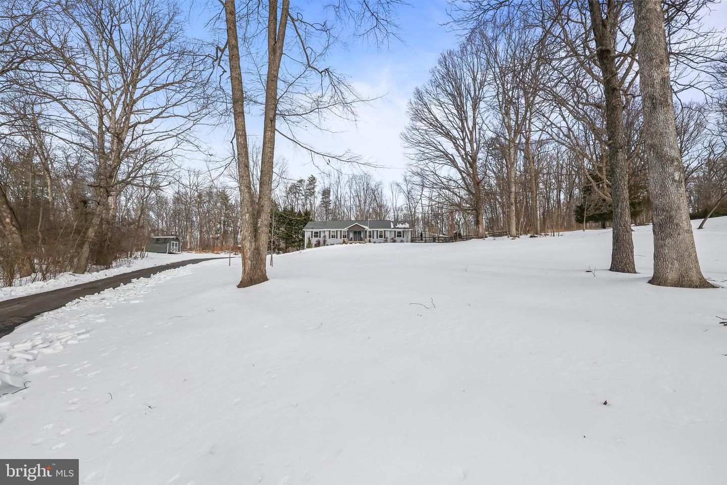 7326 STUART CIR, WARRENTON, Virginia 20187, 4 Bedrooms Bedrooms, ,3 BathroomsBathrooms,Residential,For sale,7326 STUART CIR,VAFQ2020182 MLS # VAFQ2020182