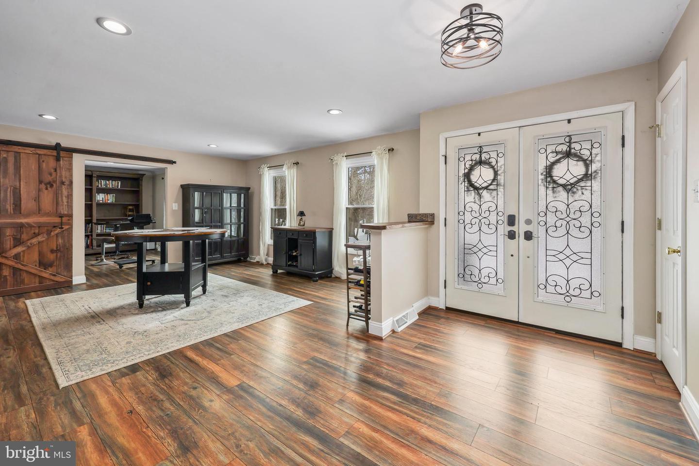 7326 STUART CIR, WARRENTON, Virginia 20187, 4 Bedrooms Bedrooms, ,3 BathroomsBathrooms,Residential,For sale,7326 STUART CIR,VAFQ2020182 MLS # VAFQ2020182