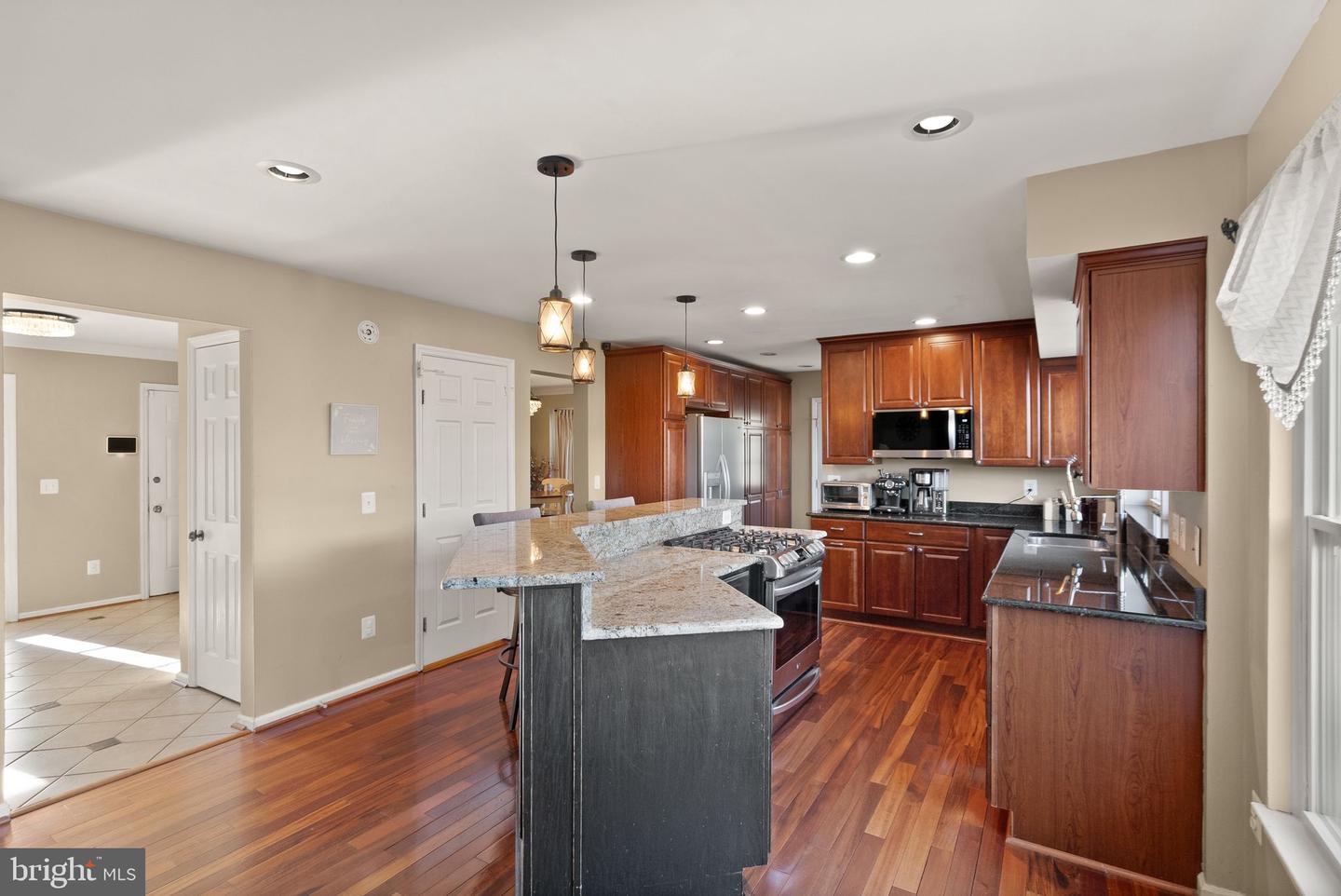 16601 ACCOLON CT, DUMFRIES, Virginia 22025, 5 Bedrooms Bedrooms, ,3 BathroomsBathrooms,Residential,For sale,16601 ACCOLON CT,VAPW2110892 MLS # VAPW2110892