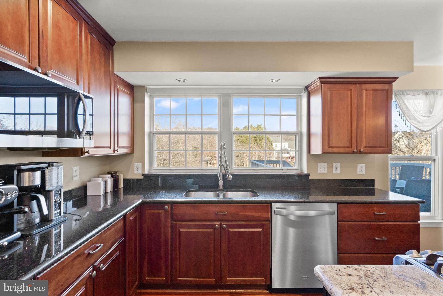 16601 ACCOLON CT, DUMFRIES, Virginia 22025, 5 Bedrooms Bedrooms, ,3 BathroomsBathrooms,Residential,For sale,16601 ACCOLON CT,VAPW2110892 MLS # VAPW2110892