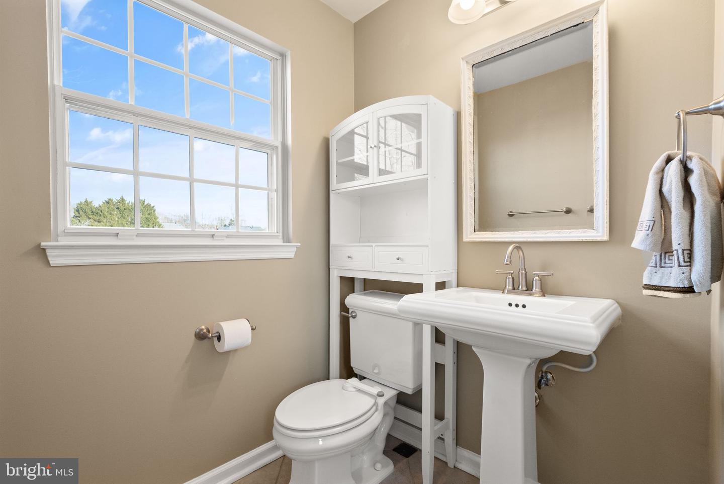 16601 ACCOLON CT, DUMFRIES, Virginia 22025, 5 Bedrooms Bedrooms, ,3 BathroomsBathrooms,Residential,For sale,16601 ACCOLON CT,VAPW2110892 MLS # VAPW2110892