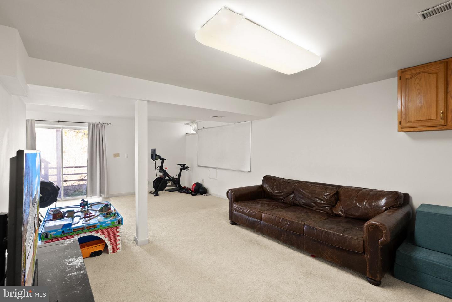 16601 ACCOLON CT, DUMFRIES, Virginia 22025, 5 Bedrooms Bedrooms, ,3 BathroomsBathrooms,Residential,For sale,16601 ACCOLON CT,VAPW2110892 MLS # VAPW2110892