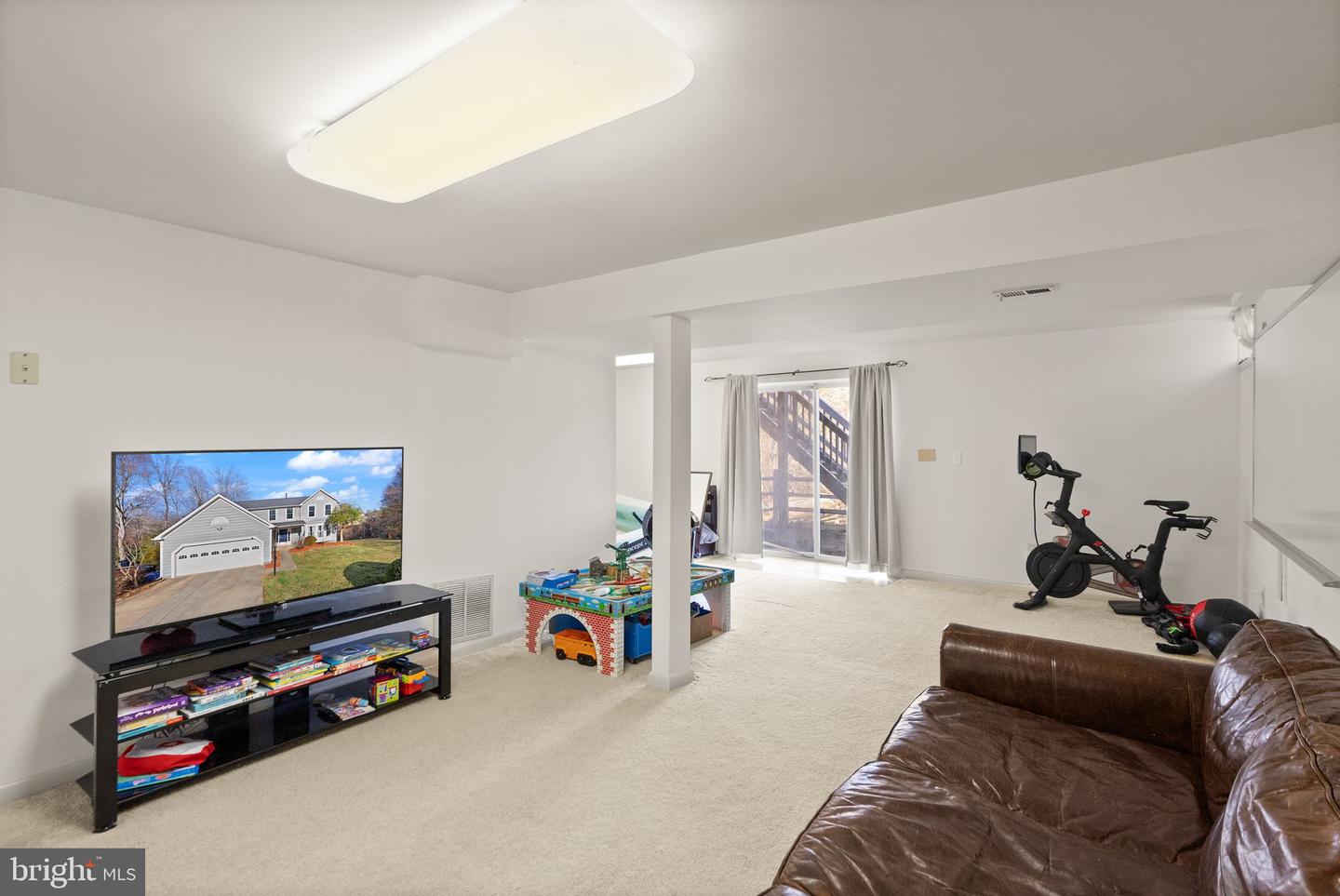 16601 ACCOLON CT, DUMFRIES, Virginia 22025, 5 Bedrooms Bedrooms, ,3 BathroomsBathrooms,Residential,For sale,16601 ACCOLON CT,VAPW2110892 MLS # VAPW2110892