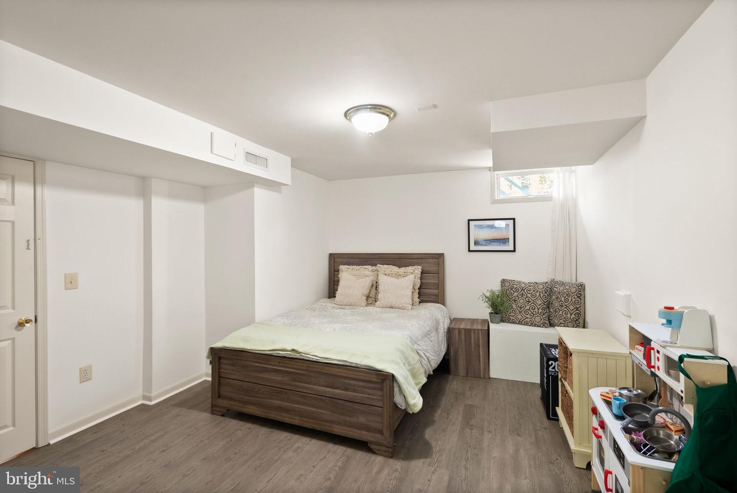 16601 ACCOLON CT, DUMFRIES, Virginia 22025, 5 Bedrooms Bedrooms, ,3 BathroomsBathrooms,Residential,For sale,16601 ACCOLON CT,VAPW2110892 MLS # VAPW2110892