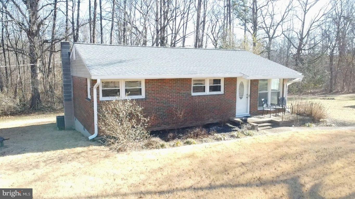 12551 BRISTERSBURG RD, MIDLAND, Virginia 22728, 3 Bedrooms Bedrooms, ,1 BathroomBathrooms,Residential,For sale,12551 BRISTERSBURG RD,VAFQ2020206 MLS # VAFQ2020206