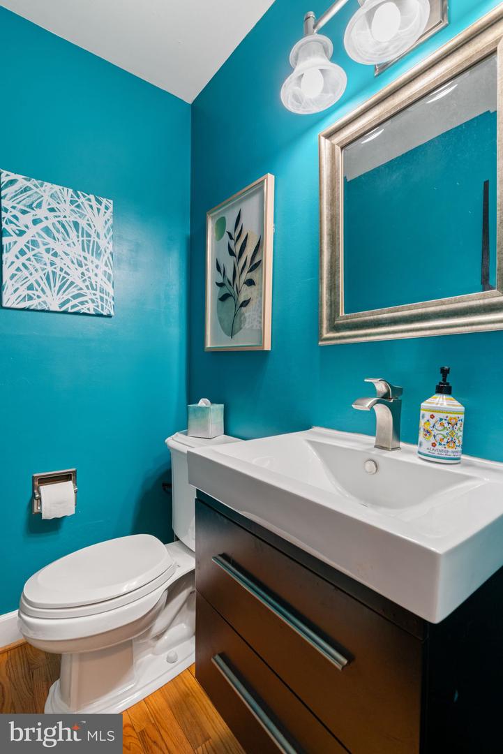 6102 SHERBORN LN, SPRINGFIELD, Virginia 22152, 4 Bedrooms Bedrooms, ,2 BathroomsBathrooms,Residential,For sale,6102 SHERBORN LN,VAFX2286840 MLS # VAFX2286840