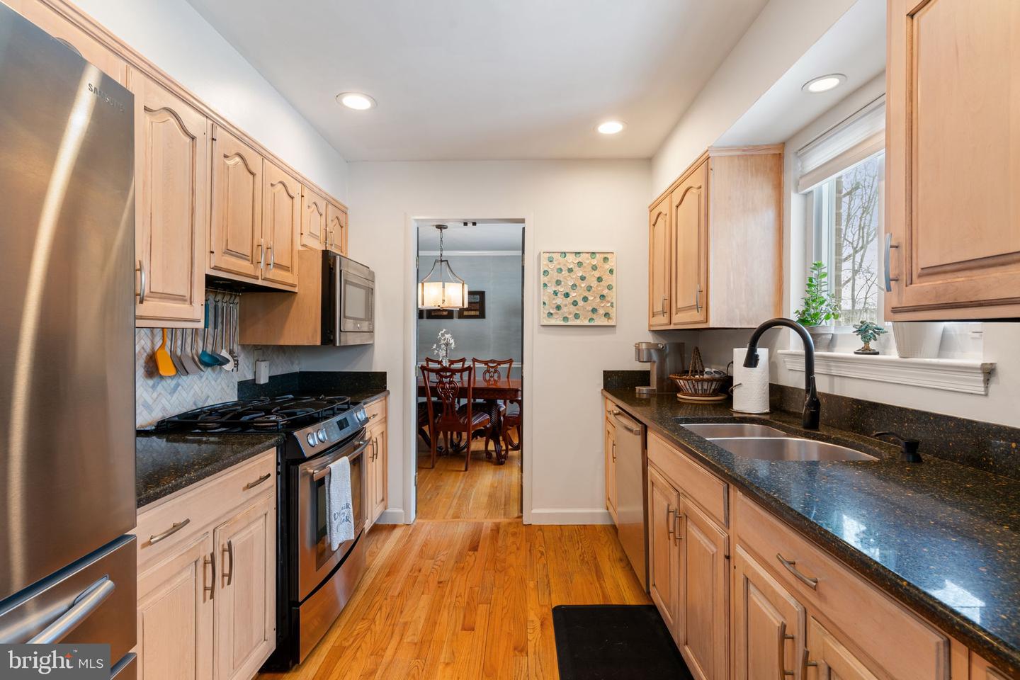 6102 SHERBORN LN, SPRINGFIELD, Virginia 22152, 4 Bedrooms Bedrooms, ,2 BathroomsBathrooms,Residential,For sale,6102 SHERBORN LN,VAFX2286840 MLS # VAFX2286840