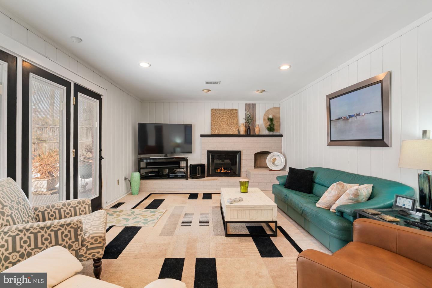 6102 SHERBORN LN, SPRINGFIELD, Virginia 22152, 4 Bedrooms Bedrooms, ,2 BathroomsBathrooms,Residential,For sale,6102 SHERBORN LN,VAFX2286840 MLS # VAFX2286840