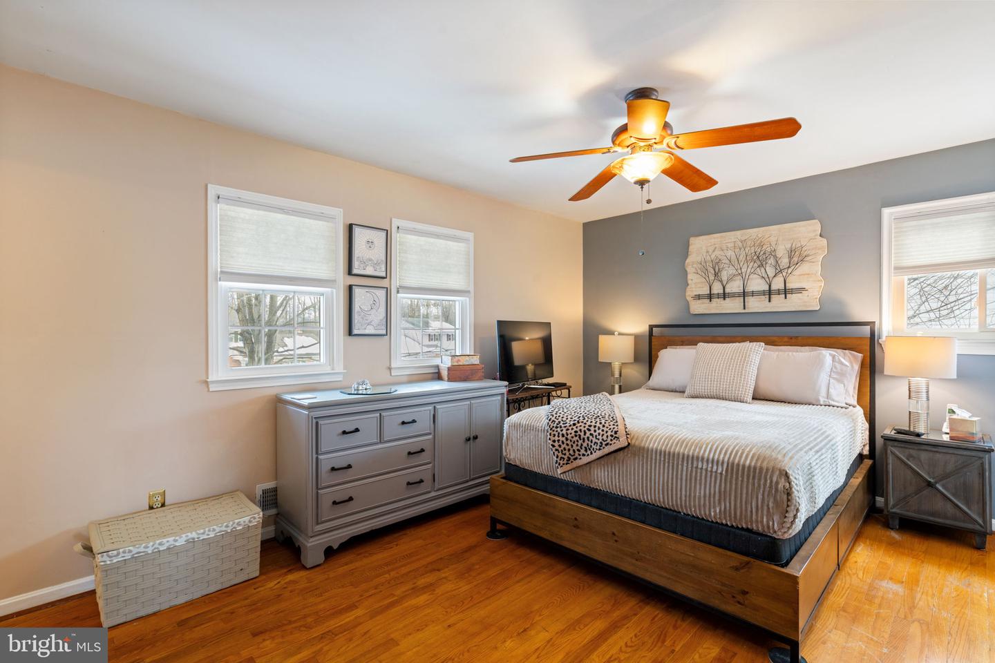 6102 SHERBORN LN, SPRINGFIELD, Virginia 22152, 4 Bedrooms Bedrooms, ,2 BathroomsBathrooms,Residential,For sale,6102 SHERBORN LN,VAFX2286840 MLS # VAFX2286840