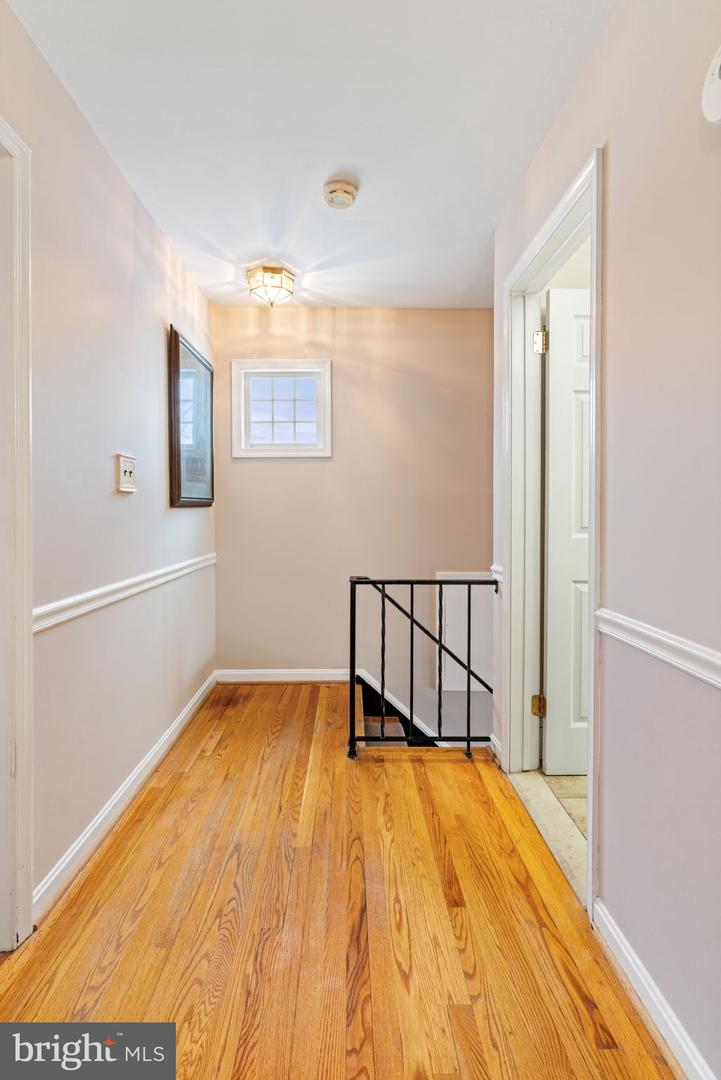 6102 SHERBORN LN, SPRINGFIELD, Virginia 22152, 4 Bedrooms Bedrooms, ,2 BathroomsBathrooms,Residential,For sale,6102 SHERBORN LN,VAFX2286840 MLS # VAFX2286840