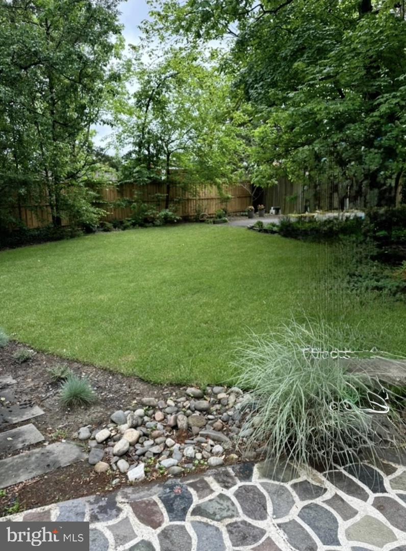 6102 SHERBORN LN, SPRINGFIELD, Virginia 22152, 4 Bedrooms Bedrooms, ,2 BathroomsBathrooms,Residential,For sale,6102 SHERBORN LN,VAFX2286840 MLS # VAFX2286840