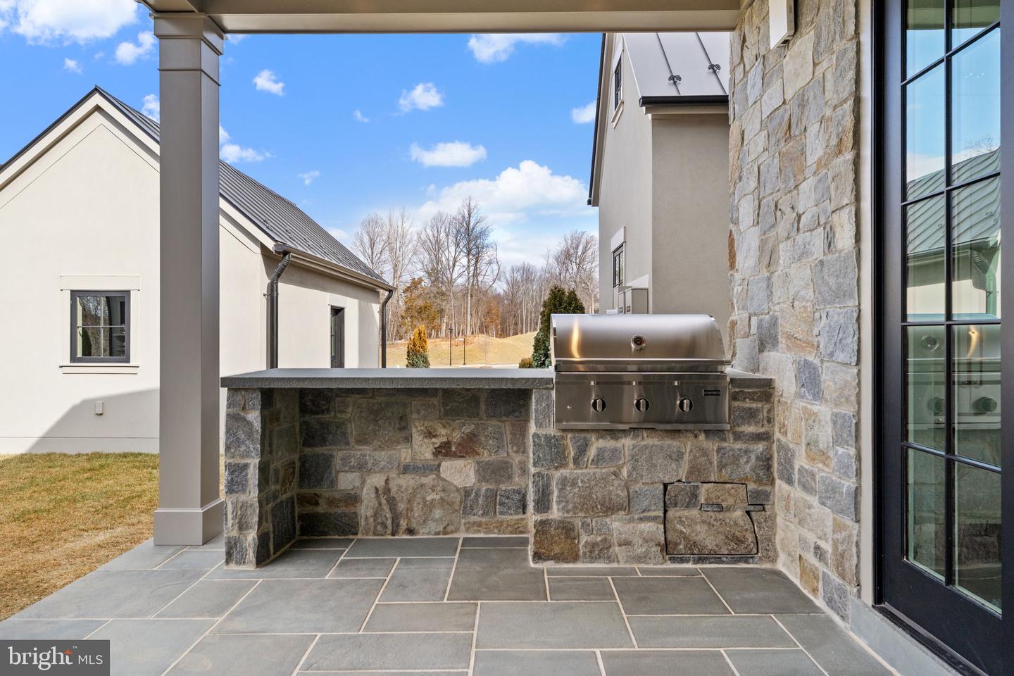 1 FOXTROT KNOLL LN, MIDDLEBURG, Virginia 20117, 4 Bedrooms Bedrooms, ,4 BathroomsBathrooms,Residential,For sale,1 FOXTROT KNOLL LN,VALO2114350 MLS # VALO2114350