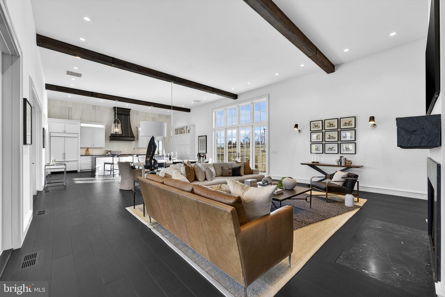 1 FOXTROT KNOLL LN, MIDDLEBURG, Virginia 20117, 4 Bedrooms Bedrooms, ,4 BathroomsBathrooms,Residential,For sale,1 FOXTROT KNOLL LN,VALO2114350 MLS # VALO2114350