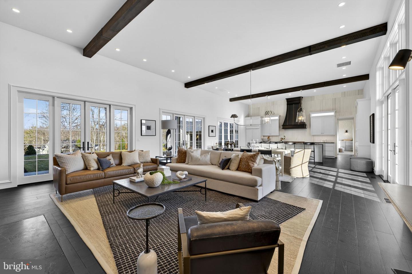 1 FOXTROT KNOLL LN, MIDDLEBURG, Virginia 20117, 4 Bedrooms Bedrooms, ,4 BathroomsBathrooms,Residential,For sale,1 FOXTROT KNOLL LN,VALO2114350 MLS # VALO2114350