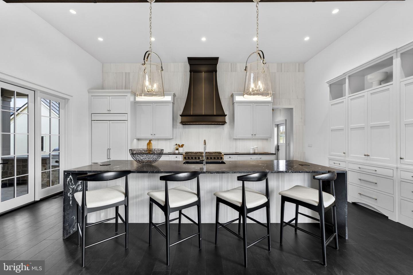 1 FOXTROT KNOLL LN, MIDDLEBURG, Virginia 20117, 4 Bedrooms Bedrooms, ,4 BathroomsBathrooms,Residential,For sale,1 FOXTROT KNOLL LN,VALO2114350 MLS # VALO2114350