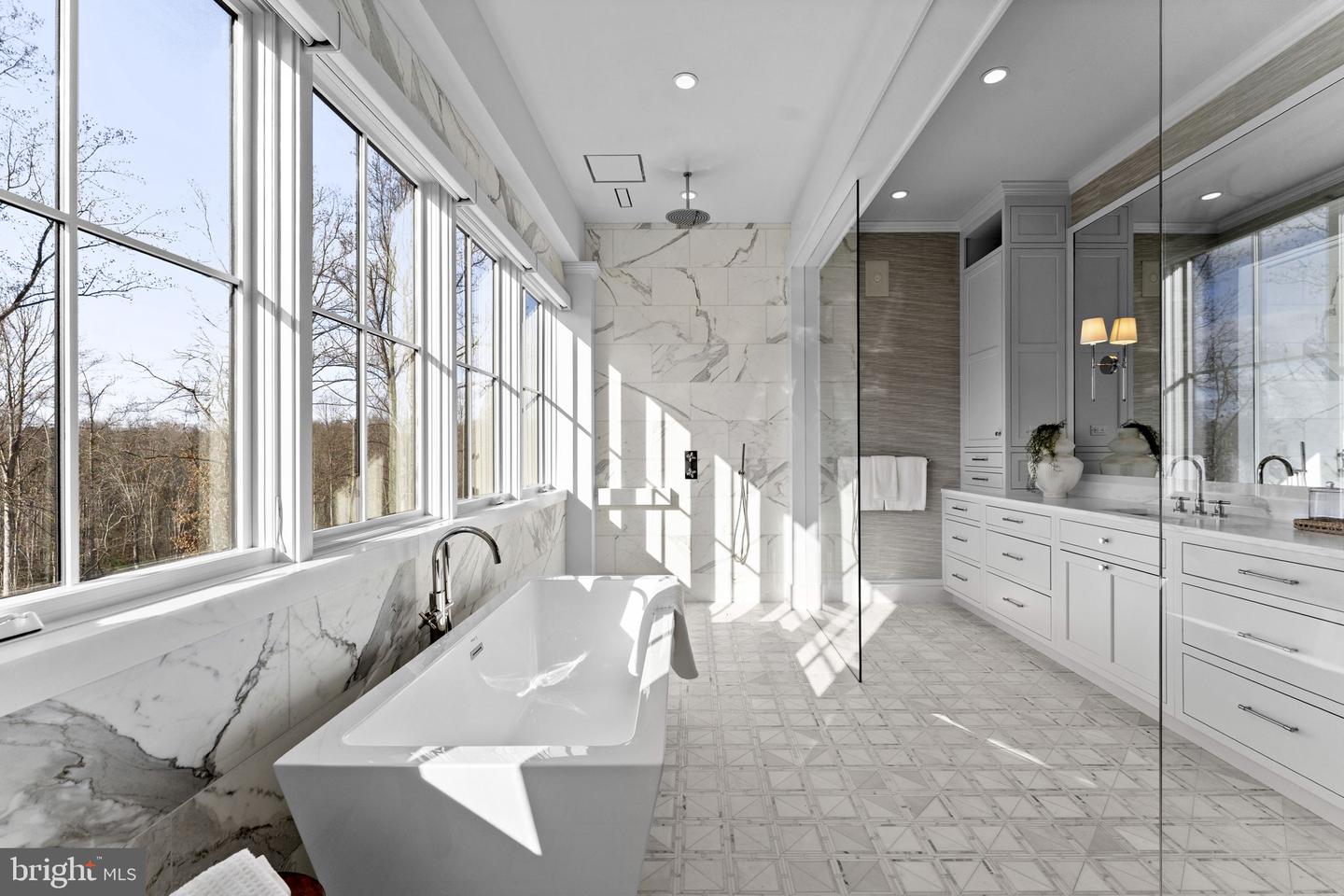 1 FOXTROT KNOLL LN, MIDDLEBURG, Virginia 20117, 4 Bedrooms Bedrooms, ,4 BathroomsBathrooms,Residential,For sale,1 FOXTROT KNOLL LN,VALO2114350 MLS # VALO2114350