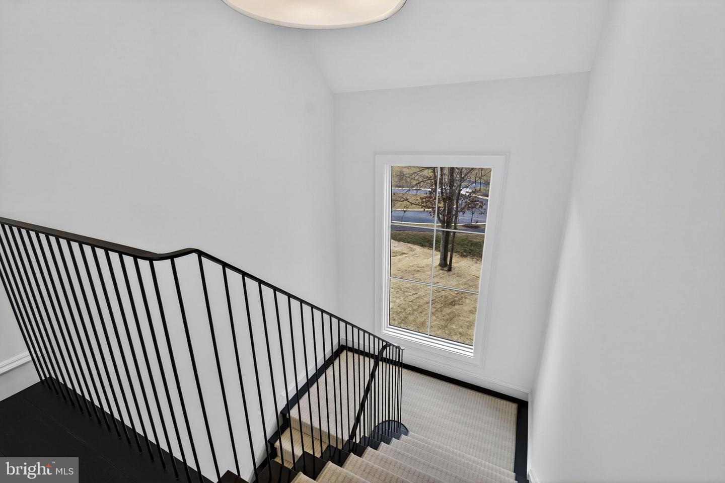 1 FOXTROT KNOLL LN, MIDDLEBURG, Virginia 20117, 4 Bedrooms Bedrooms, ,4 BathroomsBathrooms,Residential,For sale,1 FOXTROT KNOLL LN,VALO2114350 MLS # VALO2114350