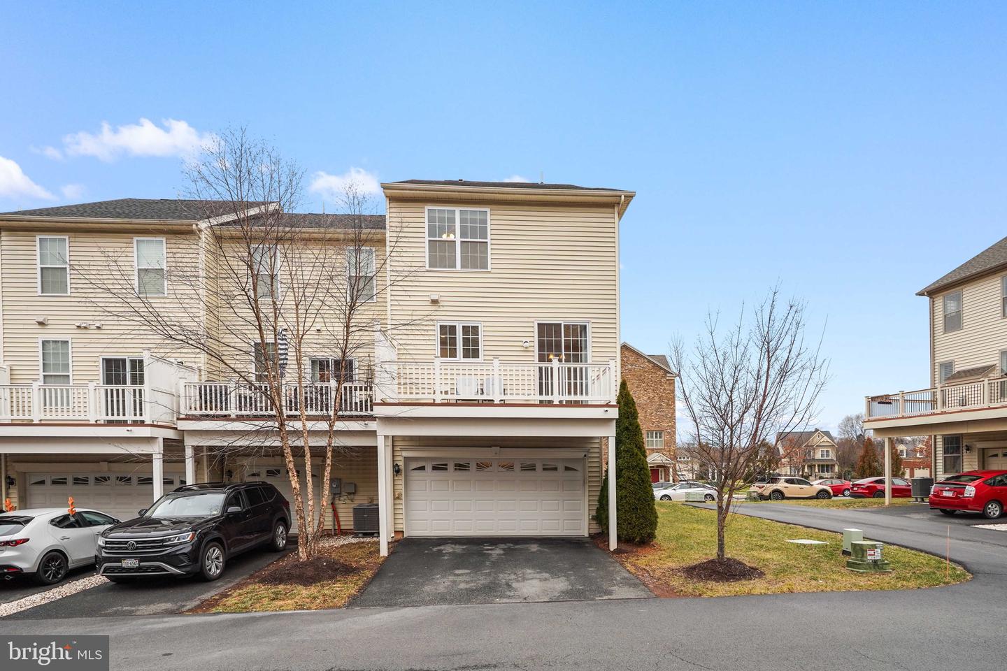 22550 OCEAN CLIFF SQ, ASHBURN, Virginia 20148, 4 Bedrooms Bedrooms, ,3 BathroomsBathrooms,Residential,For sale,22550 OCEAN CLIFF SQ,VALO2114386 MLS # VALO2114386