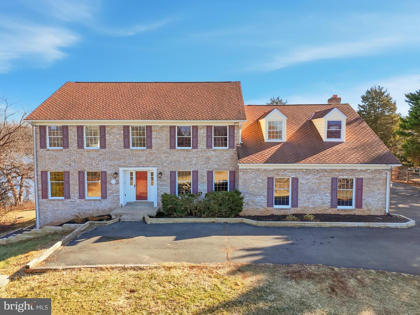 6743 LAKE DR, WARRENTON, Virginia 20187, 4 Bedrooms Bedrooms, 12 Rooms Rooms,3 BathroomsBathrooms,Residential,For sale,6743 LAKE DR,VAFQ2020240 MLS # VAFQ2020240