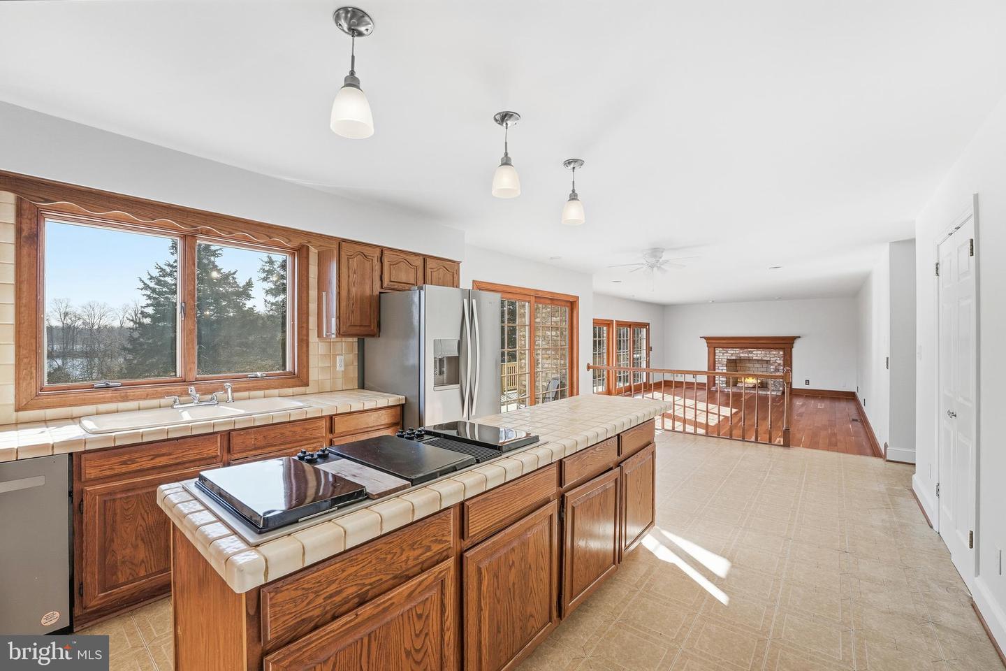 6743 LAKE DR, WARRENTON, Virginia 20187, 4 Bedrooms Bedrooms, 12 Rooms Rooms,3 BathroomsBathrooms,Residential,For sale,6743 LAKE DR,VAFQ2020240 MLS # VAFQ2020240