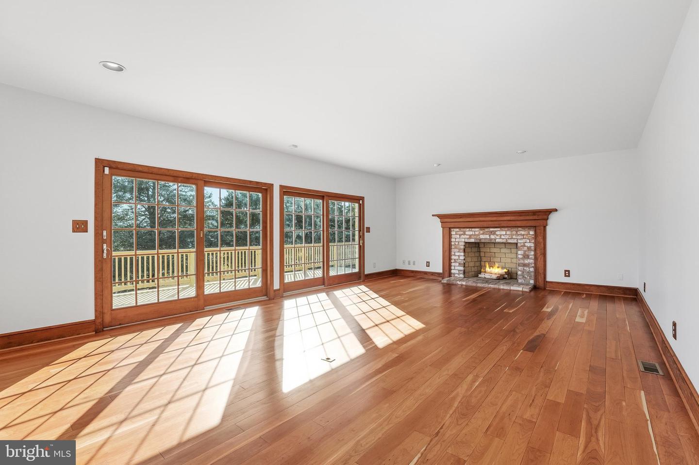 6743 LAKE DR, WARRENTON, Virginia 20187, 4 Bedrooms Bedrooms, 12 Rooms Rooms,3 BathroomsBathrooms,Residential,For sale,6743 LAKE DR,VAFQ2020240 MLS # VAFQ2020240