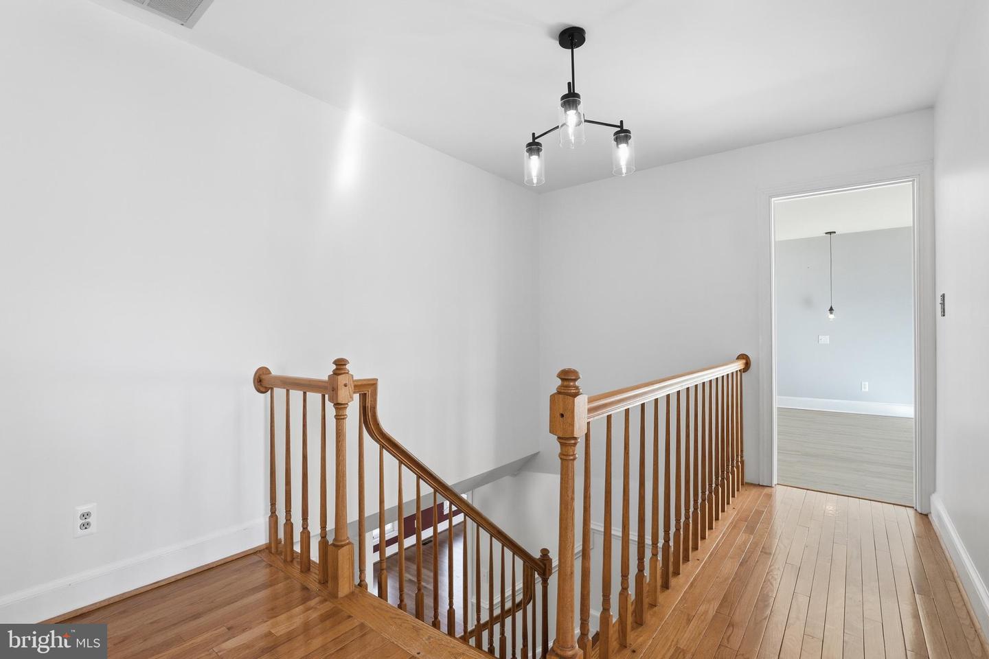 6743 LAKE DR, WARRENTON, Virginia 20187, 4 Bedrooms Bedrooms, 12 Rooms Rooms,3 BathroomsBathrooms,Residential,For sale,6743 LAKE DR,VAFQ2020240 MLS # VAFQ2020240