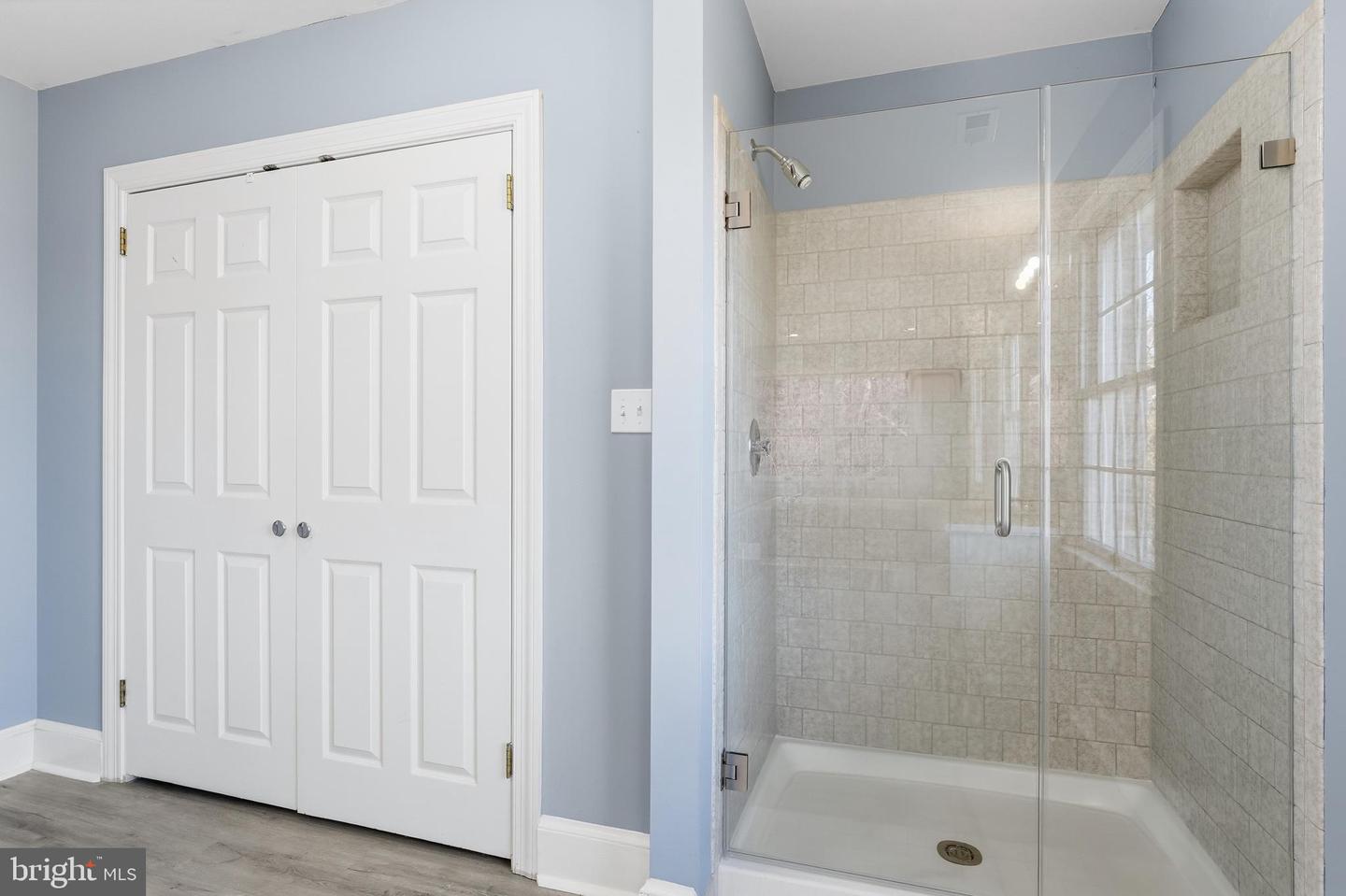 6743 LAKE DR, WARRENTON, Virginia 20187, 4 Bedrooms Bedrooms, 12 Rooms Rooms,3 BathroomsBathrooms,Residential,For sale,6743 LAKE DR,VAFQ2020240 MLS # VAFQ2020240