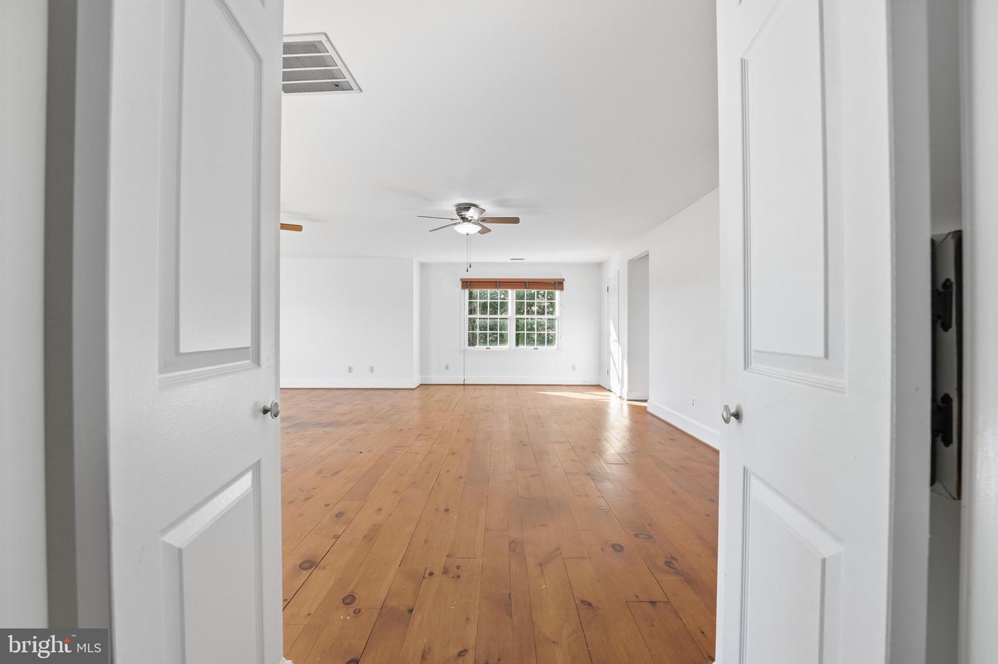 6743 LAKE DR, WARRENTON, Virginia 20187, 4 Bedrooms Bedrooms, 12 Rooms Rooms,3 BathroomsBathrooms,Residential,For sale,6743 LAKE DR,VAFQ2020240 MLS # VAFQ2020240