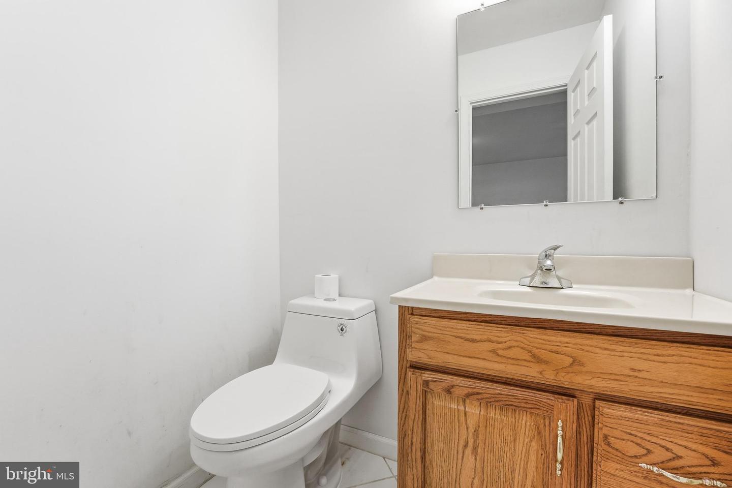 6743 LAKE DR, WARRENTON, Virginia 20187, 4 Bedrooms Bedrooms, 12 Rooms Rooms,3 BathroomsBathrooms,Residential,For sale,6743 LAKE DR,VAFQ2020240 MLS # VAFQ2020240