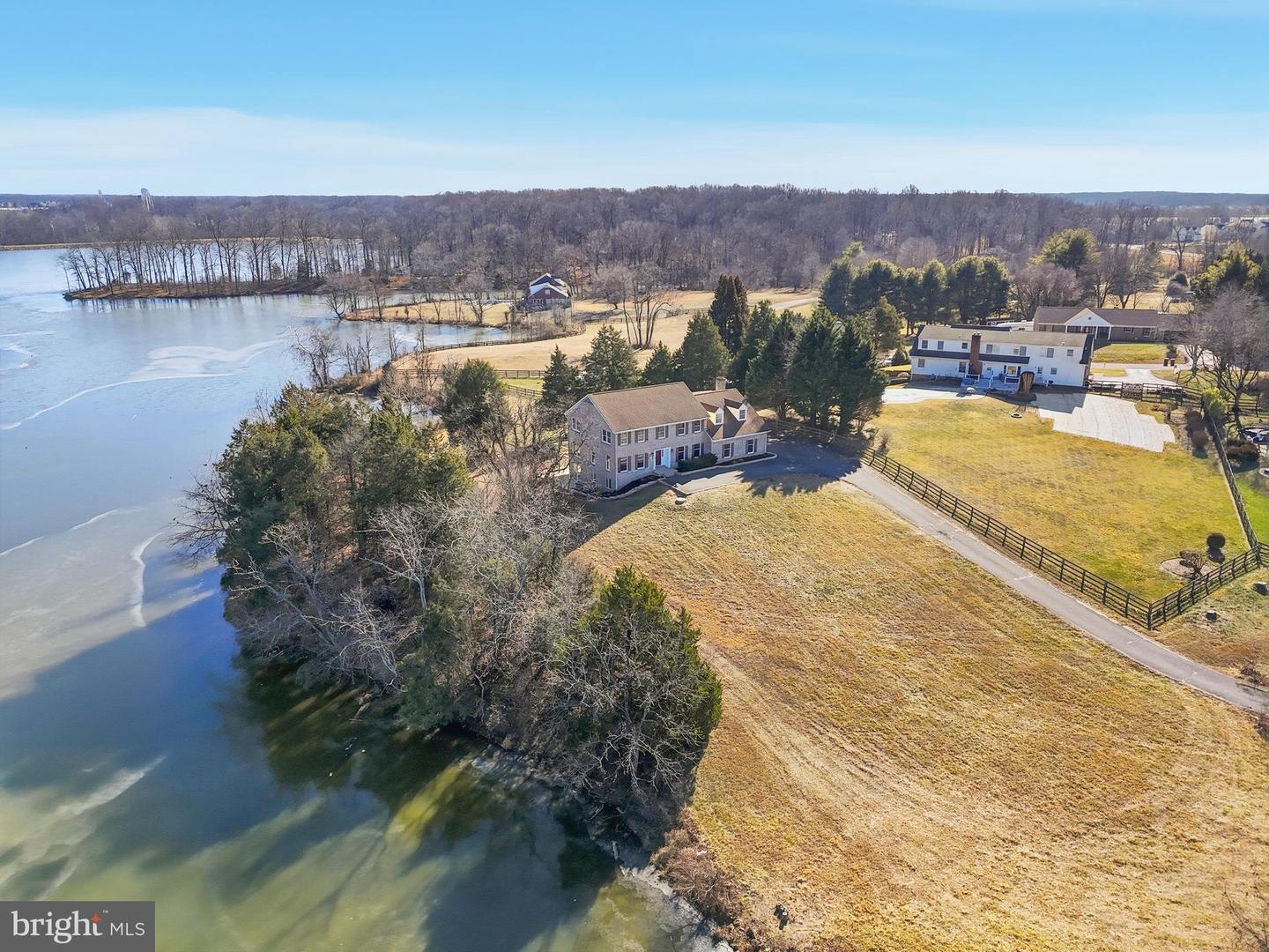 6743 LAKE DR, WARRENTON, Virginia 20187, 4 Bedrooms Bedrooms, 12 Rooms Rooms,3 BathroomsBathrooms,Residential,For sale,6743 LAKE DR,VAFQ2020240 MLS # VAFQ2020240