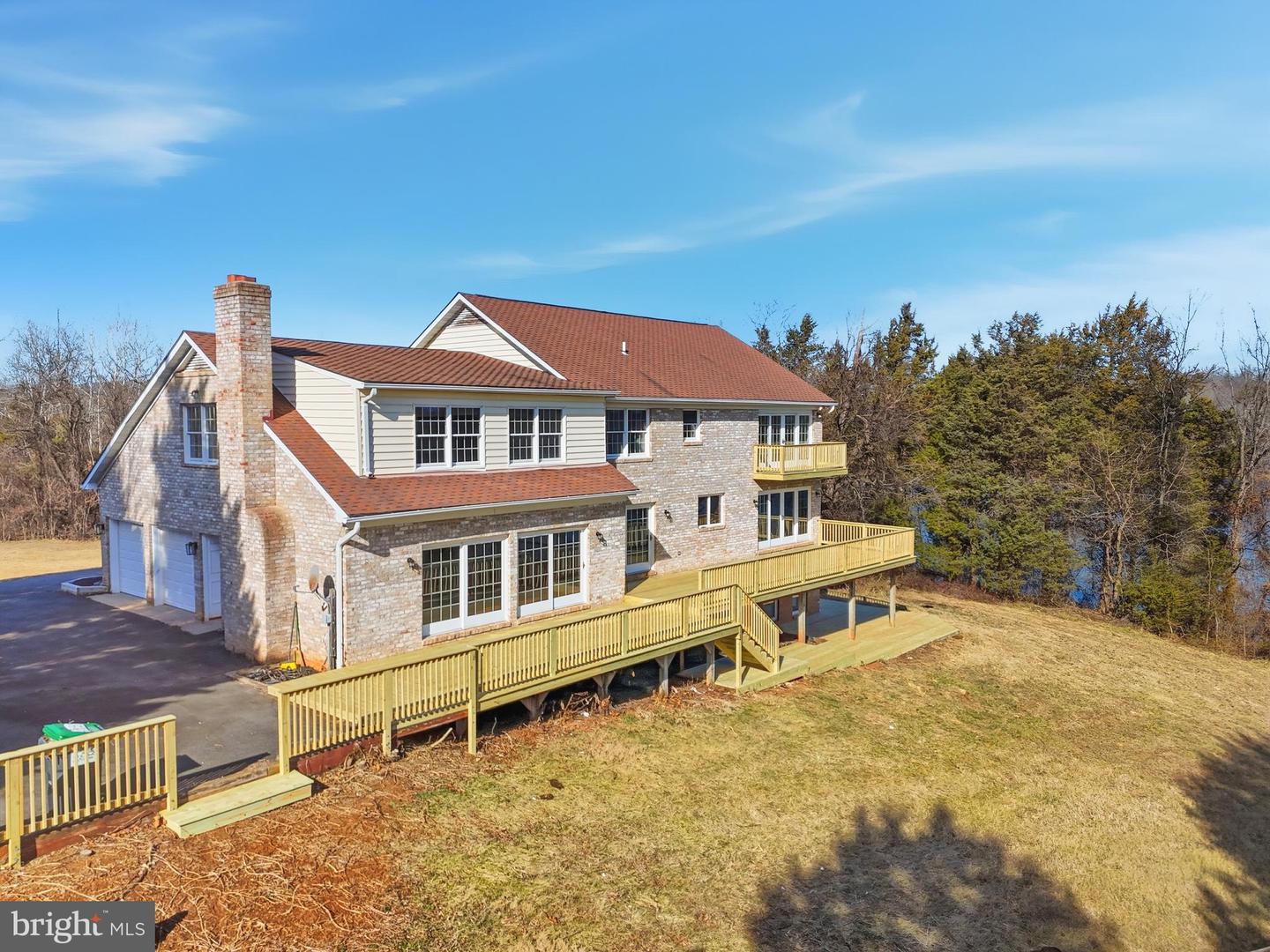 6743 LAKE DR, WARRENTON, Virginia 20187, 4 Bedrooms Bedrooms, 12 Rooms Rooms,3 BathroomsBathrooms,Residential,For sale,6743 LAKE DR,VAFQ2020240 MLS # VAFQ2020240