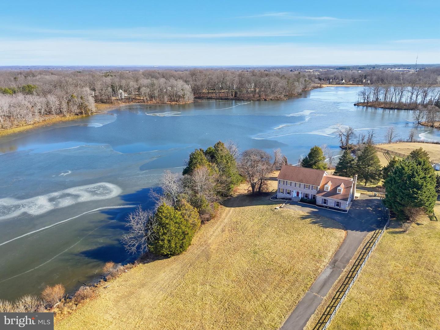 6743 LAKE DR, WARRENTON, Virginia 20187, 4 Bedrooms Bedrooms, 12 Rooms Rooms,3 BathroomsBathrooms,Residential,For sale,6743 LAKE DR,VAFQ2020240 MLS # VAFQ2020240