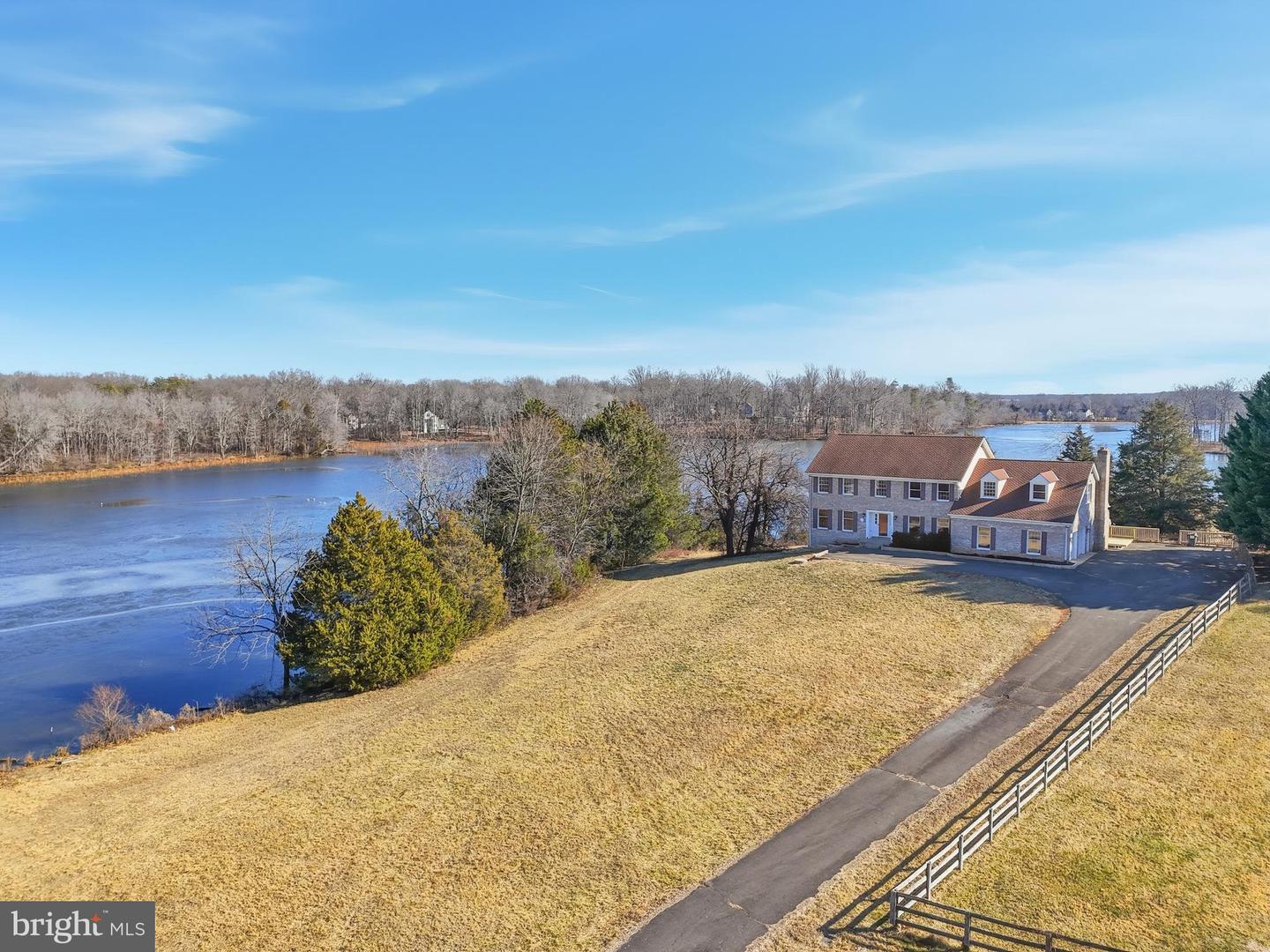 6743 LAKE DR, WARRENTON, Virginia 20187, 4 Bedrooms Bedrooms, 12 Rooms Rooms,3 BathroomsBathrooms,Residential,For sale,6743 LAKE DR,VAFQ2020240 MLS # VAFQ2020240
