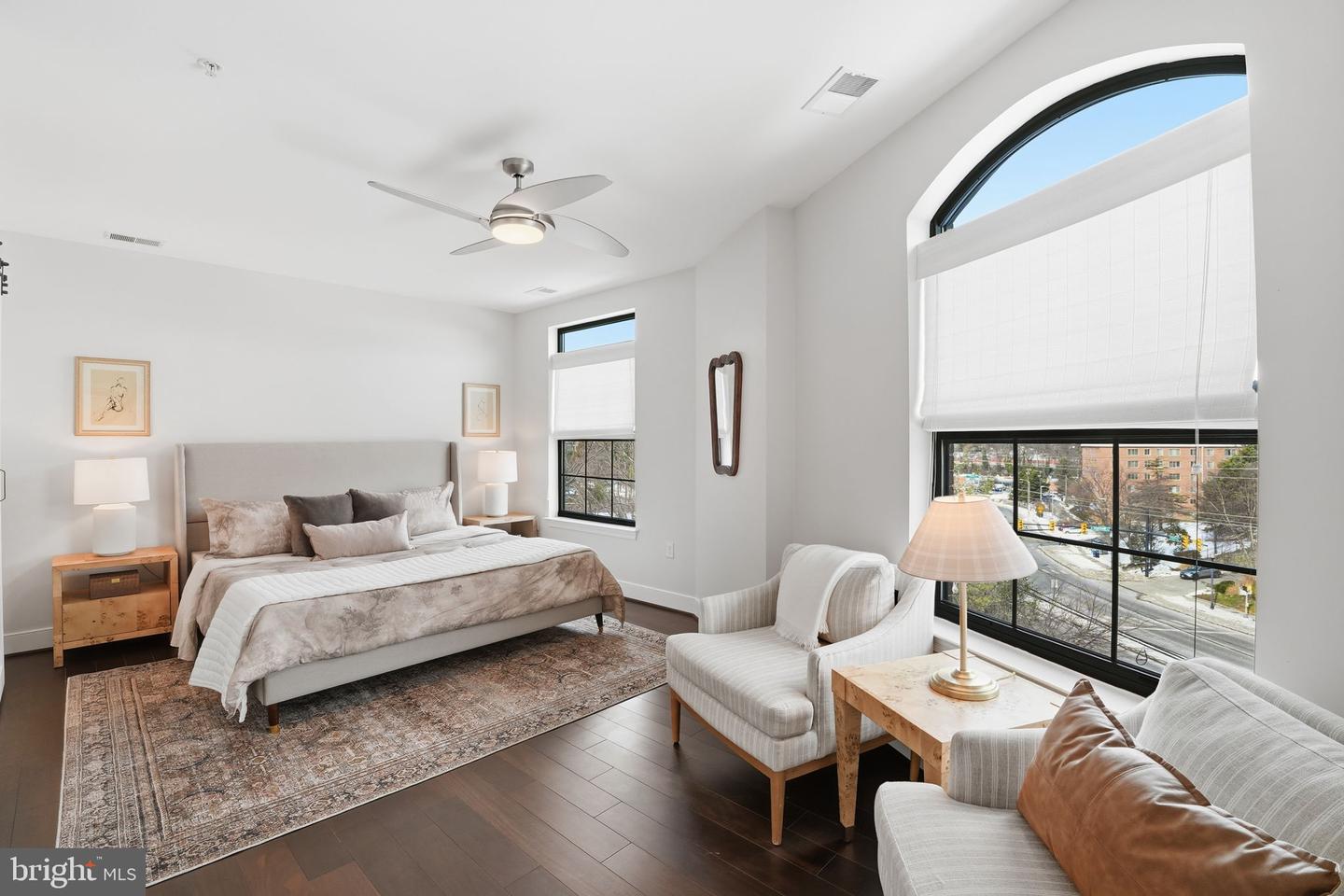 2702 LANGSTON BLVD #4B, ARLINGTON, Virginia 22201, 2 Bedrooms Bedrooms, ,2 BathroomsBathrooms,Residential,For sale,2702 LANGSTON BLVD #4B,VAAR2068026 MLS # VAAR2068026